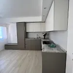 Bert8 Apartment
